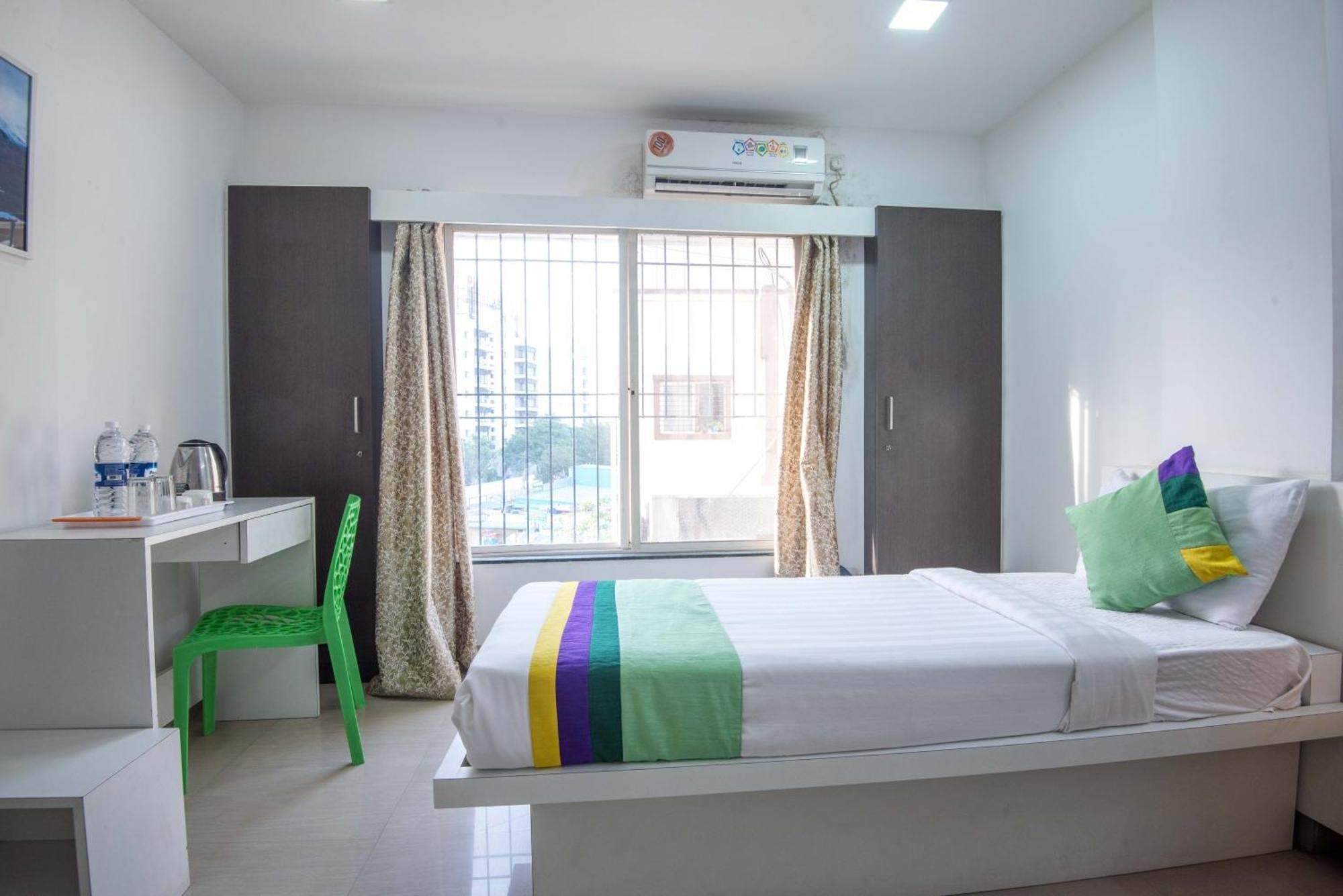 Treebo Empire Executive Premium, Hinjewadi Hotell Hinjawadi Exteriör bild